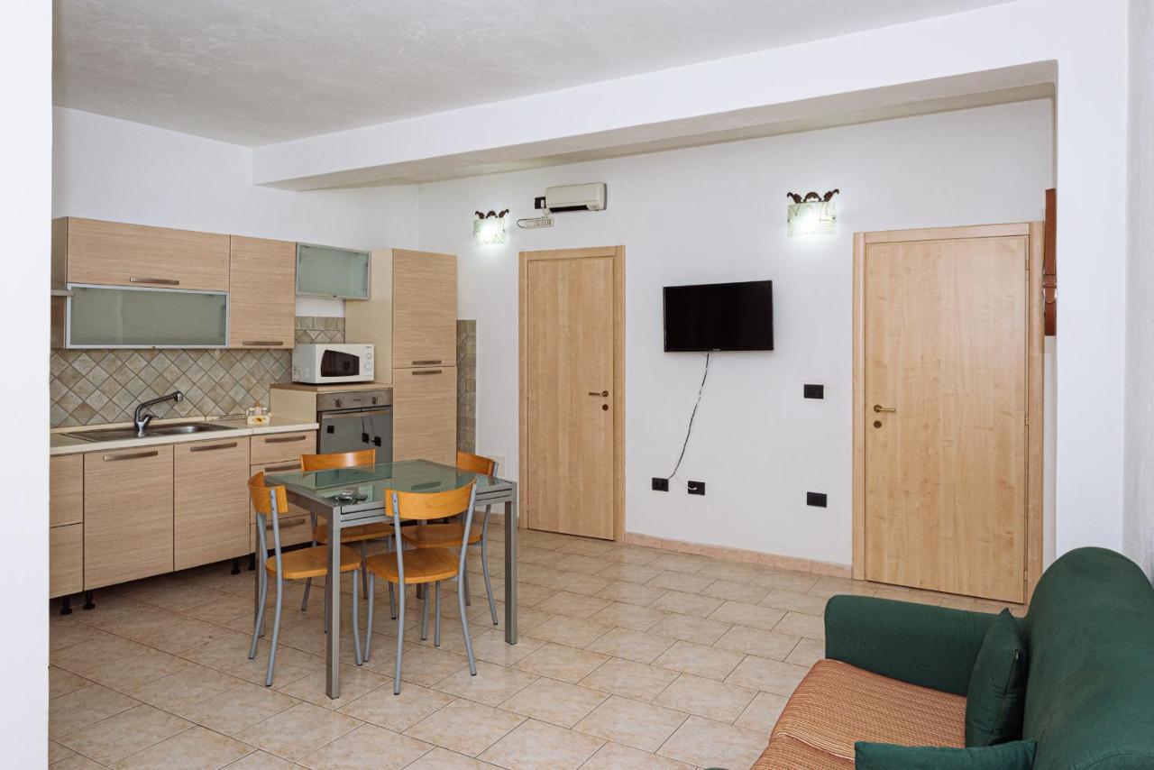 Casa Vacanze Maestrale - By Faendho Porto Torres Εξωτερικό φωτογραφία