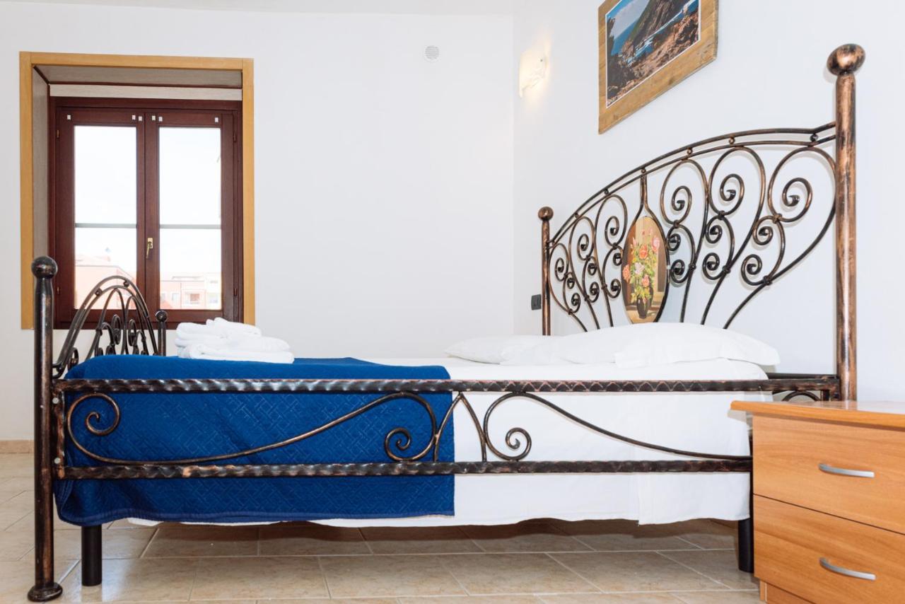 Casa Vacanze Maestrale - By Faendho Porto Torres Εξωτερικό φωτογραφία