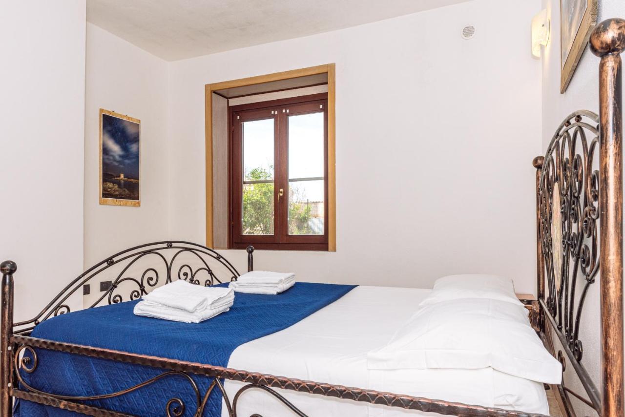Casa Vacanze Maestrale - By Faendho Porto Torres Εξωτερικό φωτογραφία